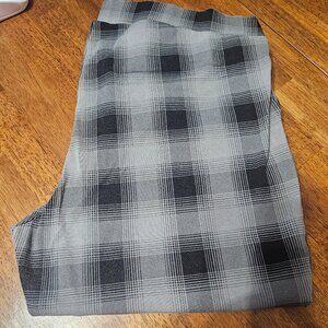 Torrid Black\Grey Blocked Plaid Leggings